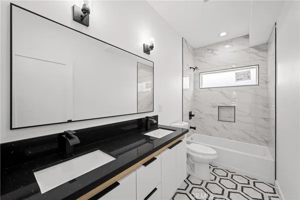 $4,050 | 644 North Boyle, Los Angeles, CA 90033