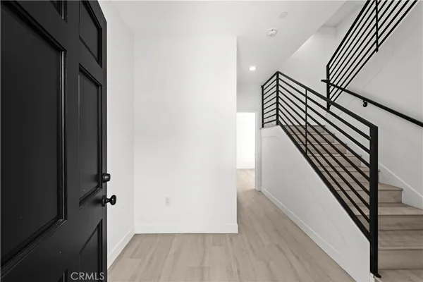 $4,050 | 644 North Boyle, Los Angeles, CA 90033