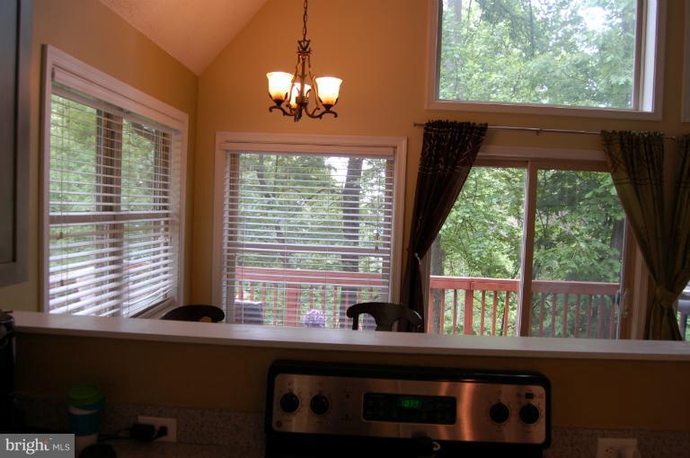 195 Salt Lick Road Front Royal, VA 22630 - Photo 23 of 30 View of divider between kitchen and dining area