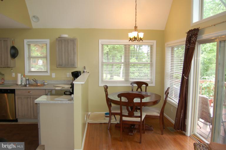 195 Salt Lick Road Front Royal, VA 22630 - Photo 7 of 30 dining area