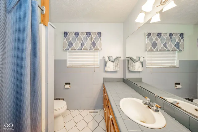 $369,900 | 8644 South Addison Avenue, Knightstown, IN 46148