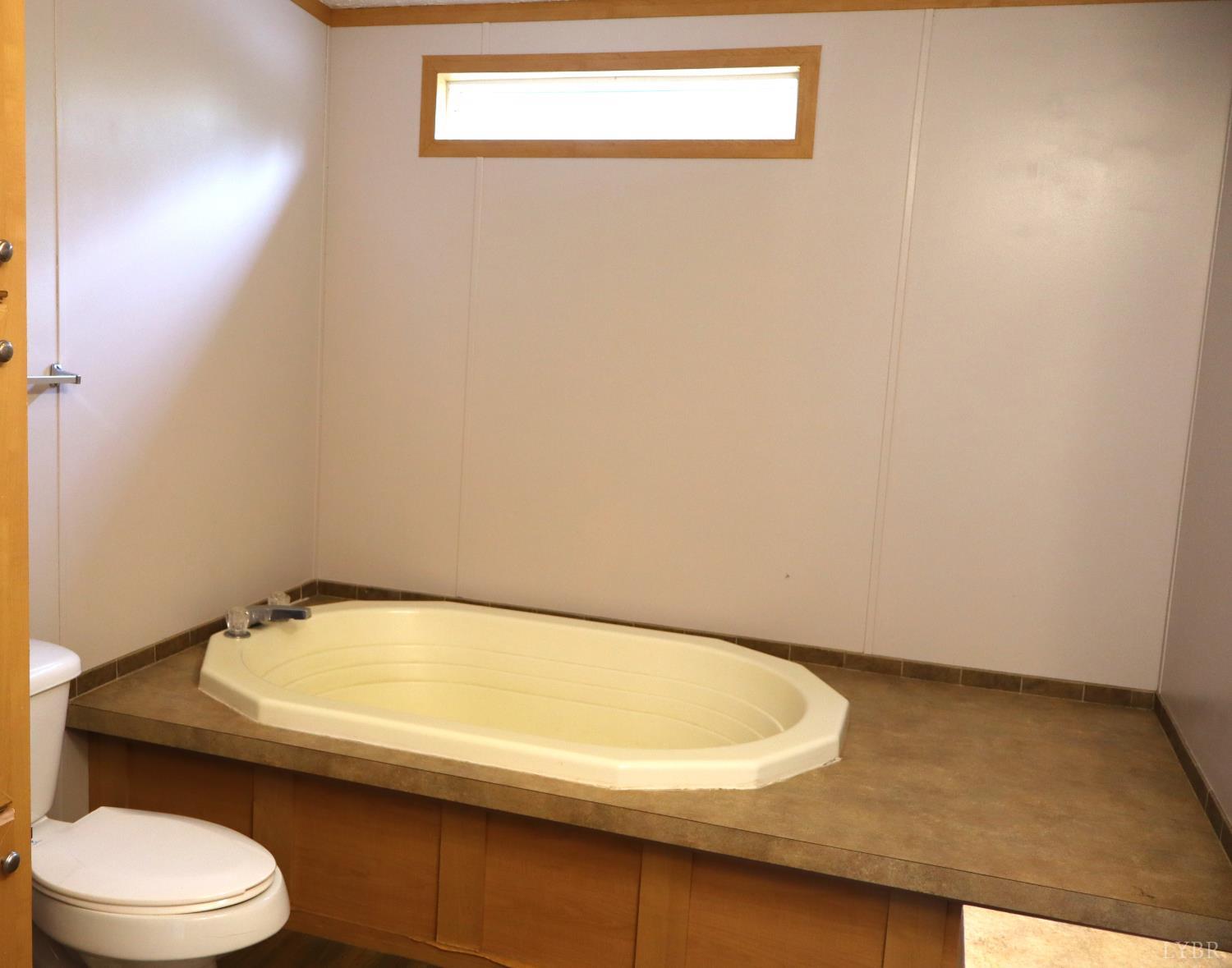 6129 Bethany Road Rustburg, VA 24588 - Photo 22 of 24