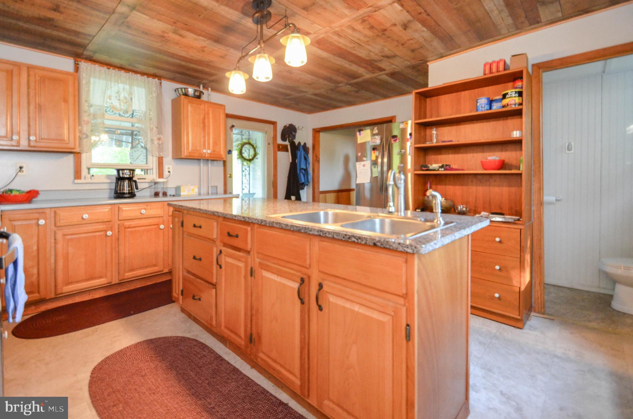 2931 Main Road East Emmaus, PA 18049 - Photo 4 of 20 Gallery Image 4