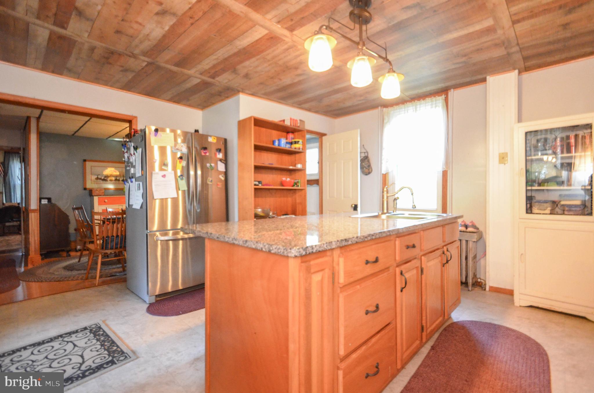 2931 Main Road East Emmaus, PA 18049 - Photo 5 of 20 Gallery Image 5