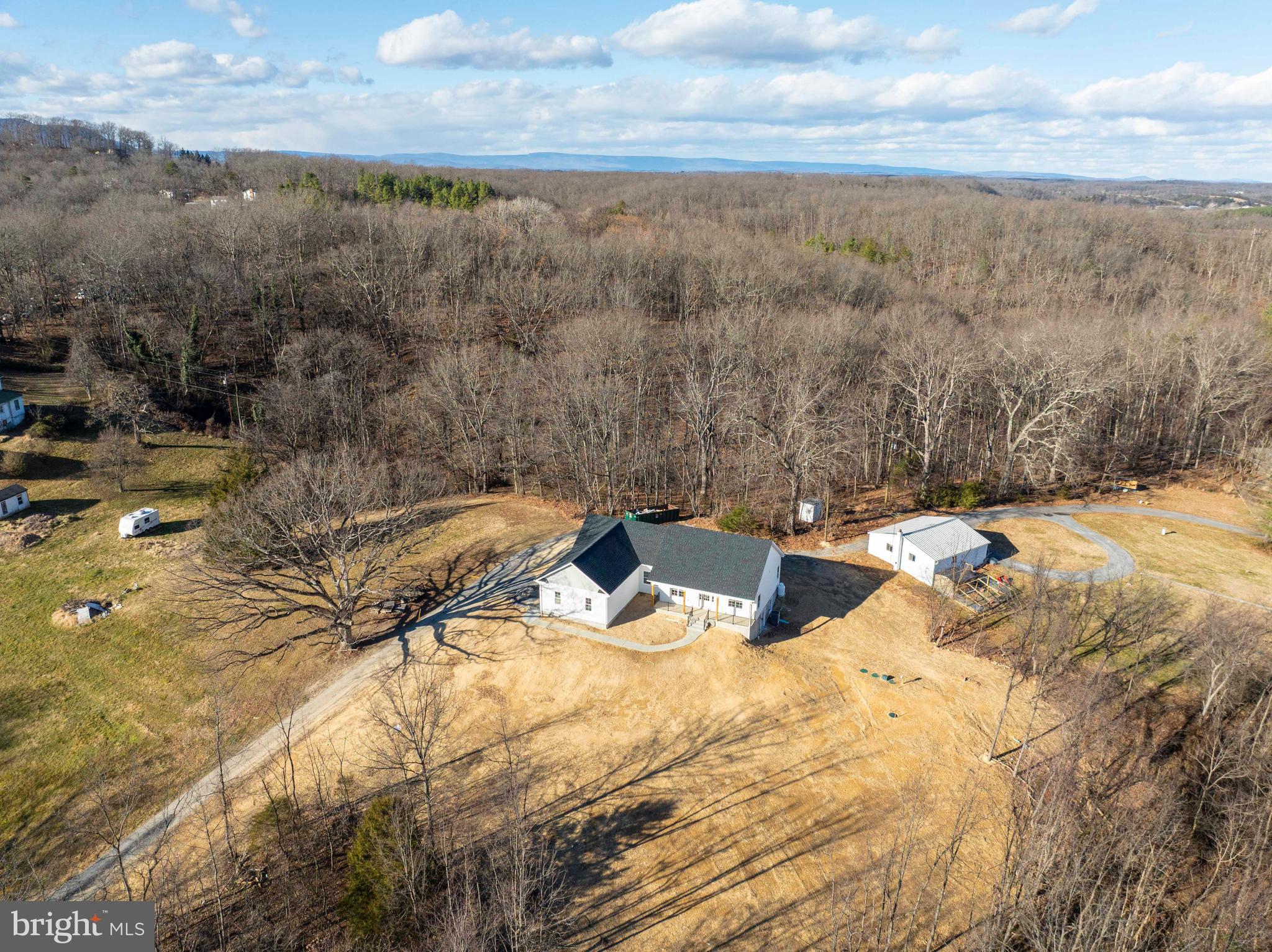 1633 Catlett Mountain Road Front Royal, VA 22630 - Photo 18 of 69