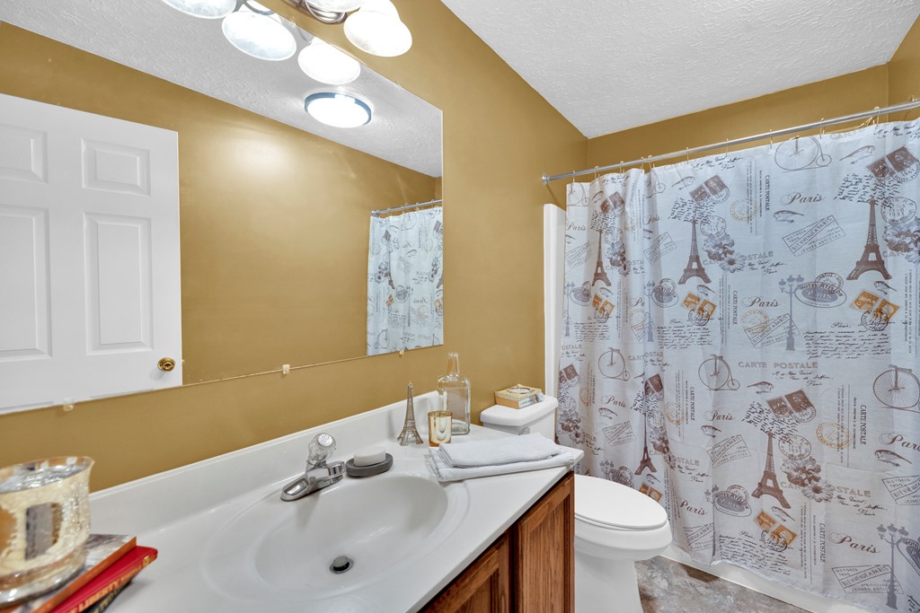 109 Country Acres Road Greenwood, SC 29646 - Photo 18 of 25 Gallery Image 18
