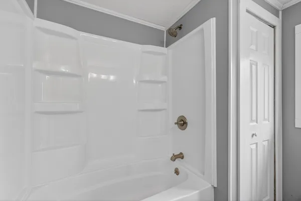 $224,900 | 131 Eaglehurst Drive, Jerome, MI 49249