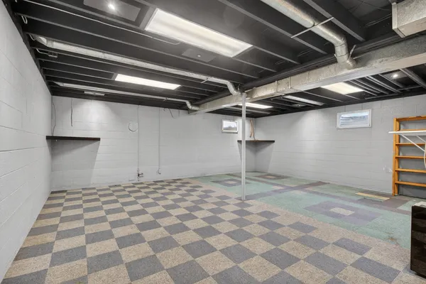 $224,900 | 131 Eaglehurst Drive, Jerome, MI 49249