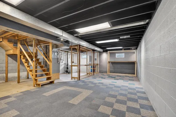 $224,900 | 131 Eaglehurst Drive, Jerome, MI 49249