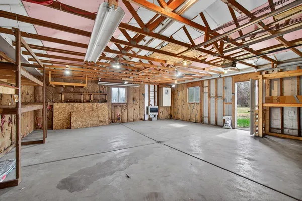 $224,900 | 131 Eaglehurst Drive, Jerome, MI 49249