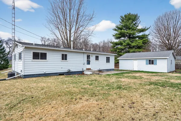 $224,900 | 131 Eaglehurst Drive, Jerome, MI 49249