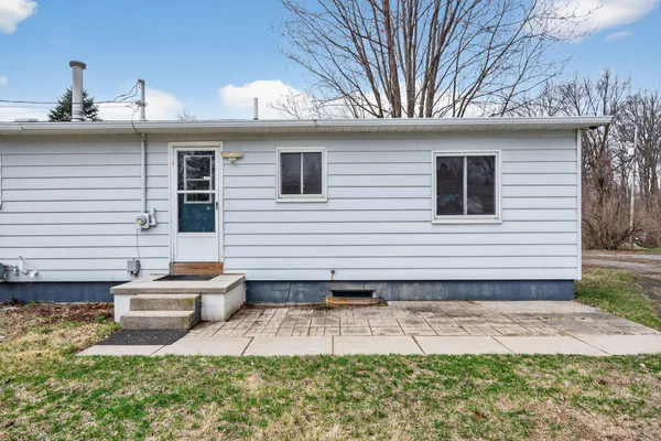 $224,900 | 131 Eaglehurst Drive, Jerome, MI 49249