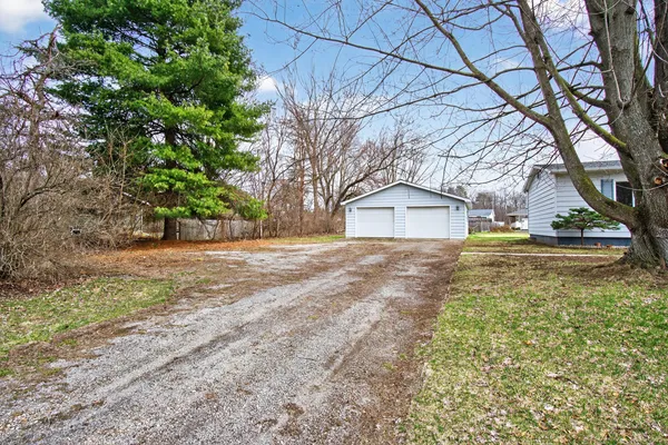 $224,900 | 131 Eaglehurst Drive, Jerome, MI 49249