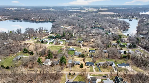 $224,900 | 131 Eaglehurst Drive, Jerome, MI 49249