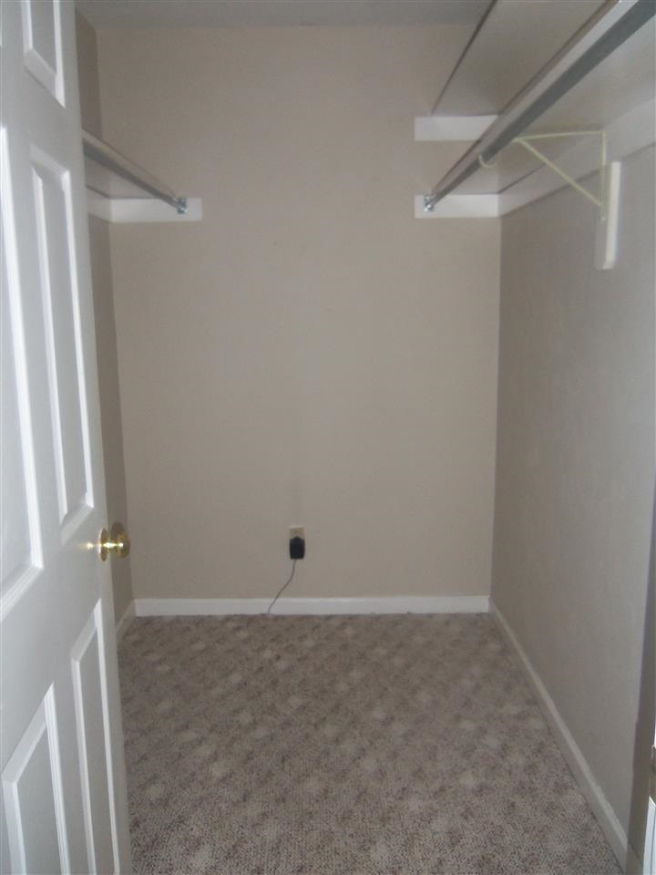 551 Stone House Road, Unit 4 Tallahassee, FL 32301 - Photo 5 of 25 Gallery Image 5