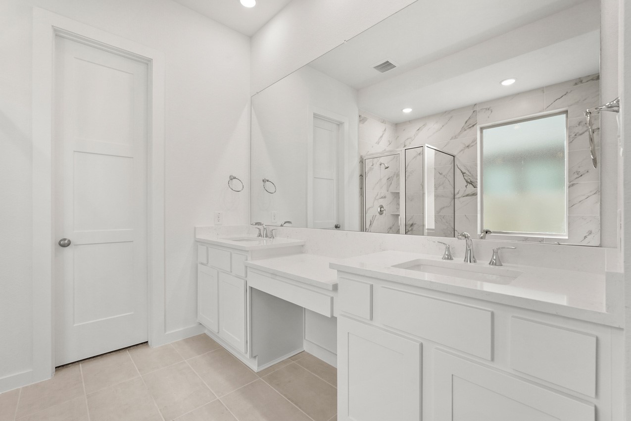 13039 Wandering Rdg Lane Conroe, TX 77302 - Photo 16 of 25 Primary Bathroom