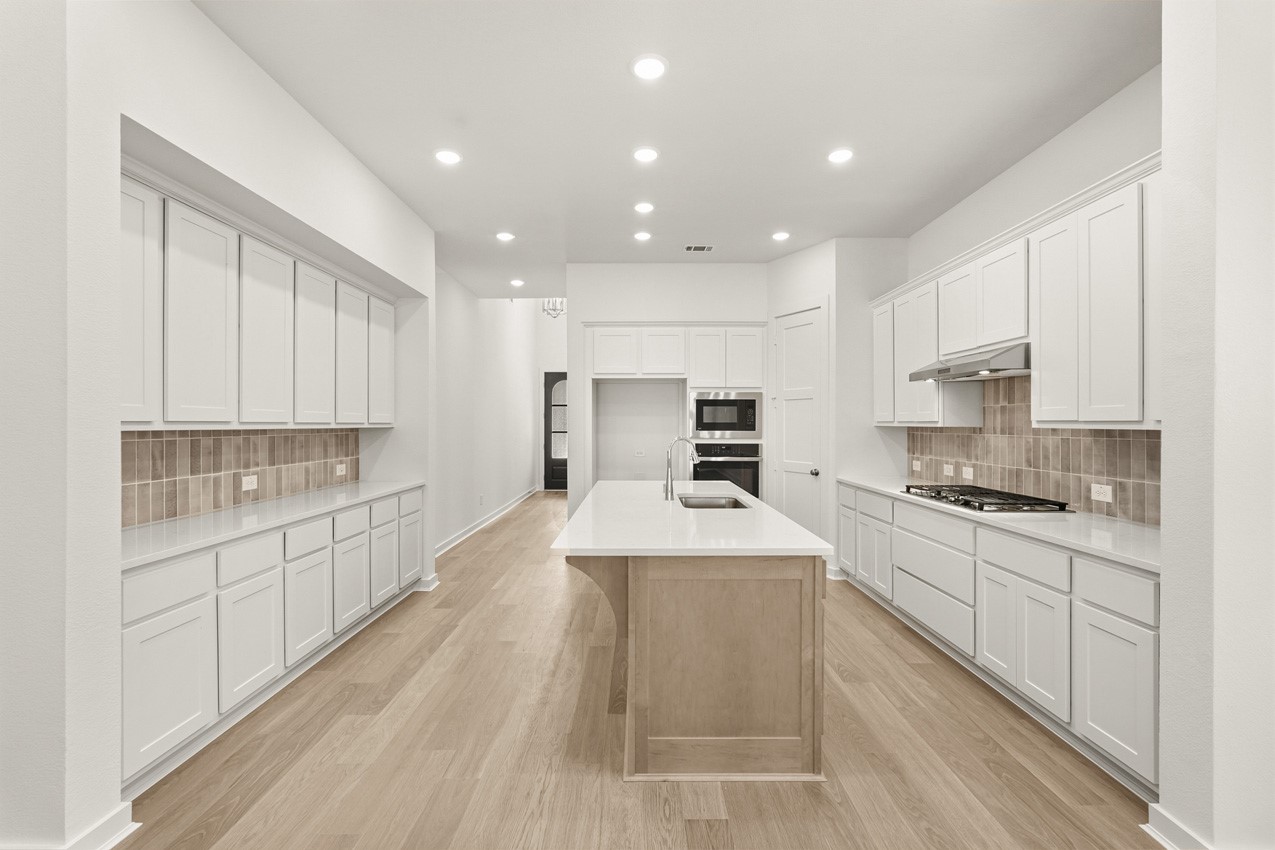 13039 Wandering Rdg Lane Conroe, TX 77302 - Photo 24 of 25 Kitchen