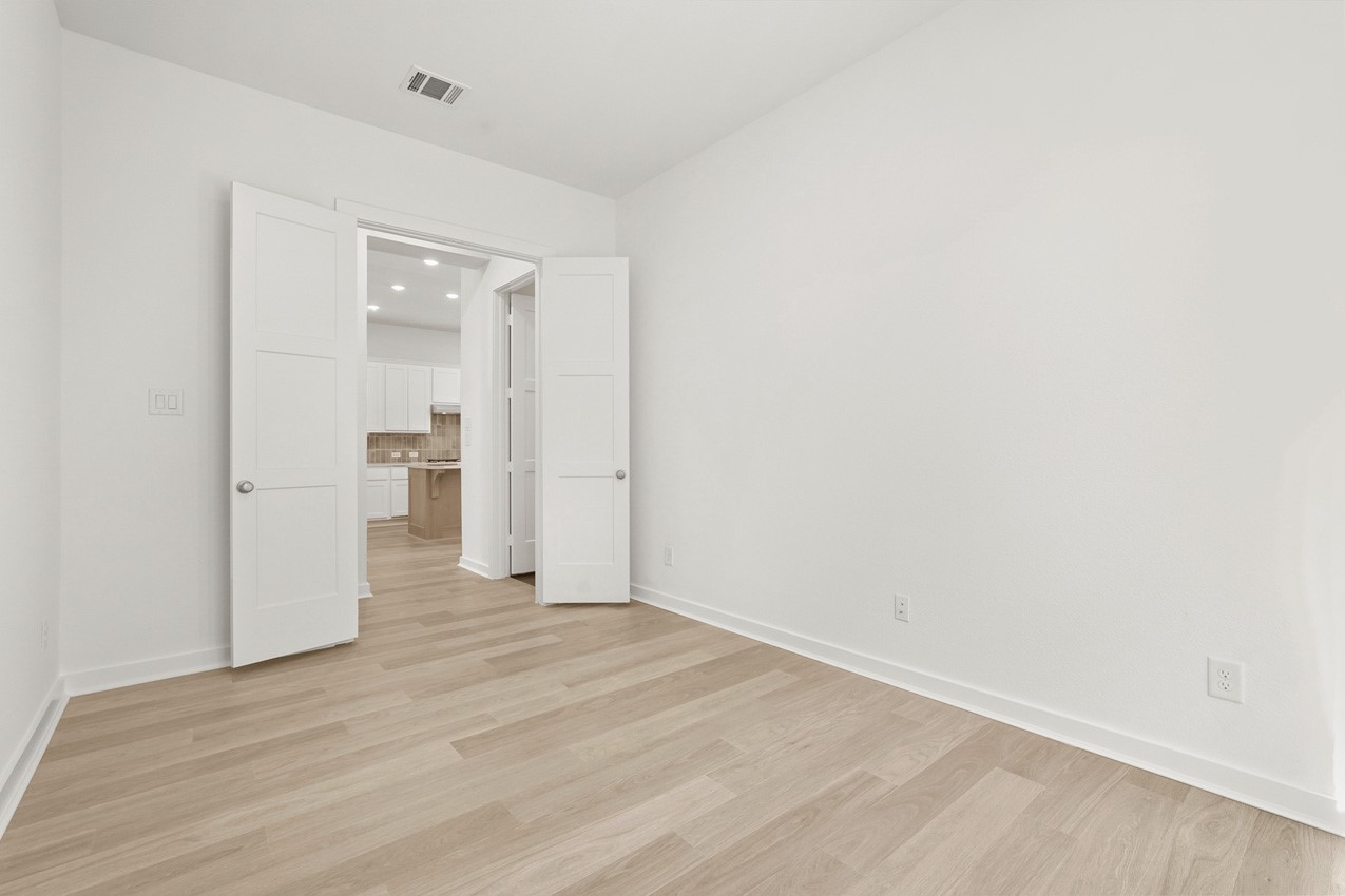 13039 Wandering Rdg Lane Conroe, TX 77302 - Photo 7 of 25 Downstairs Private Study