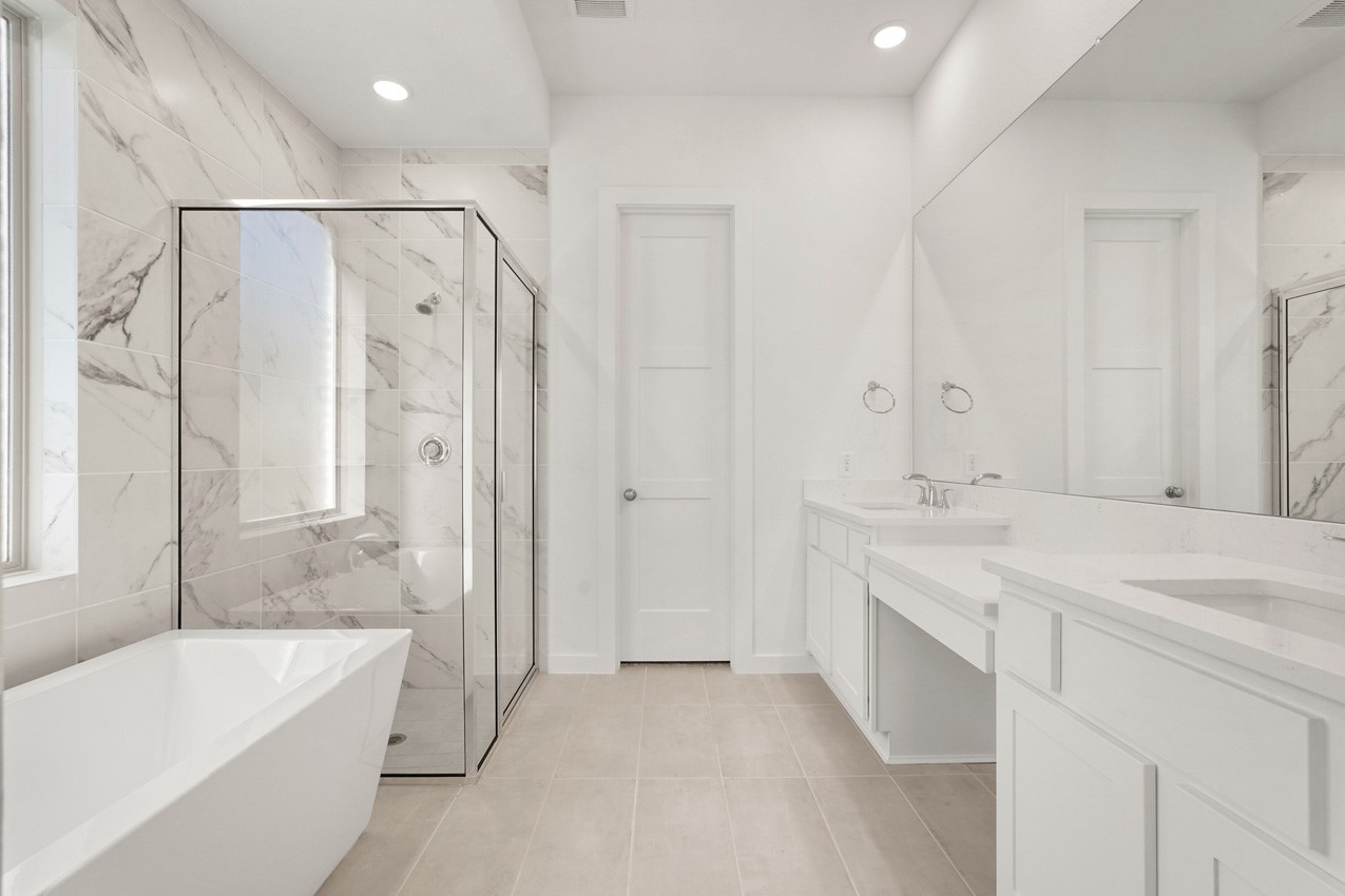 13039 Wandering Rdg Lane Conroe, TX 77302 - Photo 10 of 25 Primary Bathroom