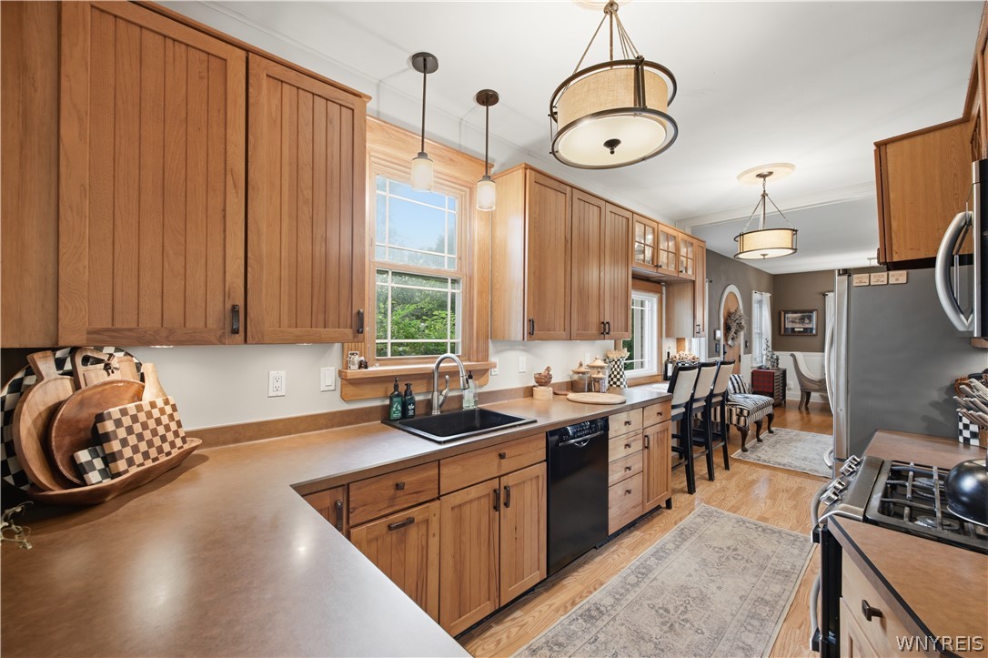 4695 Harris Hill Road Clarence, NY 14221 - Photo 10 of 37