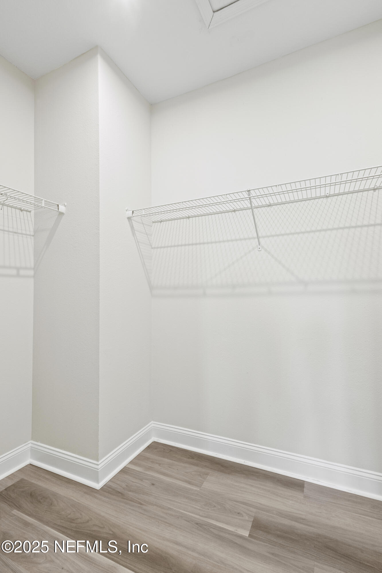 3524 Oystercatcher Way Jacksonville, FL 32224 - Photo 18 of 40 a view of a small space