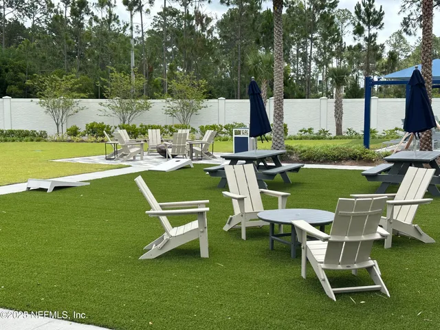 a outdoor view with a sitting space