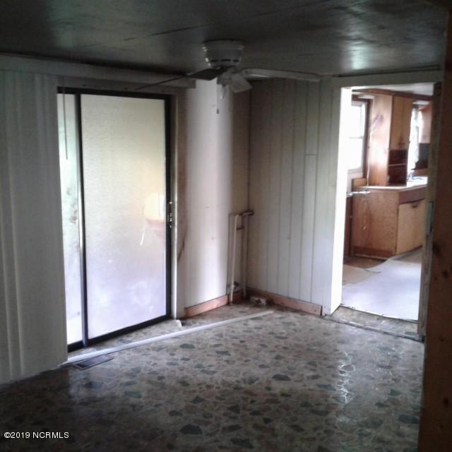 500 Hillard Road New Bern, NC 28562 - Photo 3 of 17 3