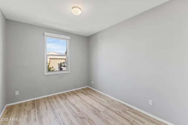 $370,000 | 613 East Elm Lane, Avondale, AZ 85323