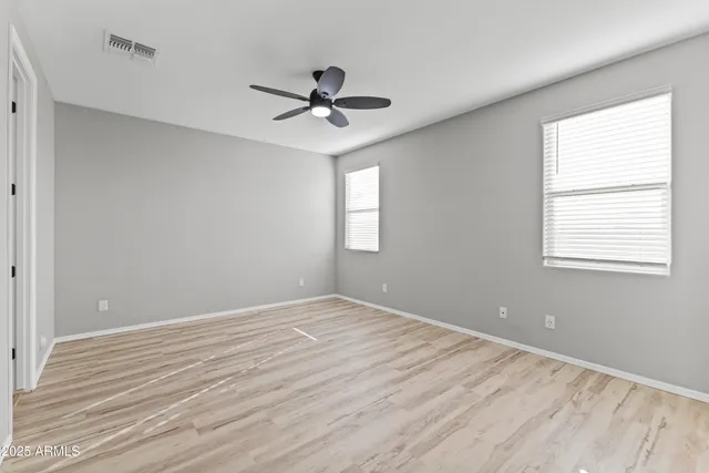 $370,000 | 613 East Elm Lane, Avondale, AZ 85323