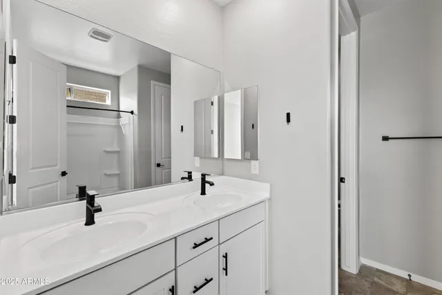 $370,000 | 613 East Elm Lane, Avondale, AZ 85323