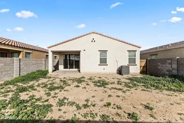 $370,000 | 613 East Elm Lane, Avondale, AZ 85323