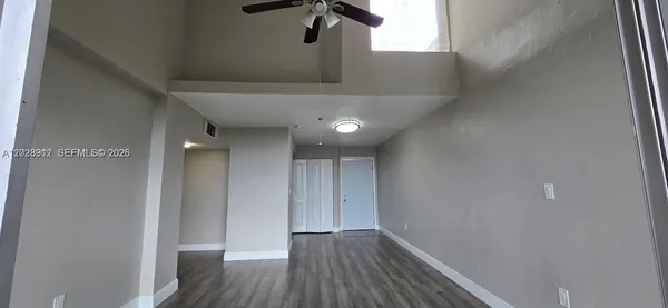 $1,950 | 8870 Fontainebleau Boulevard, Unit 502, Miami, FL 33172