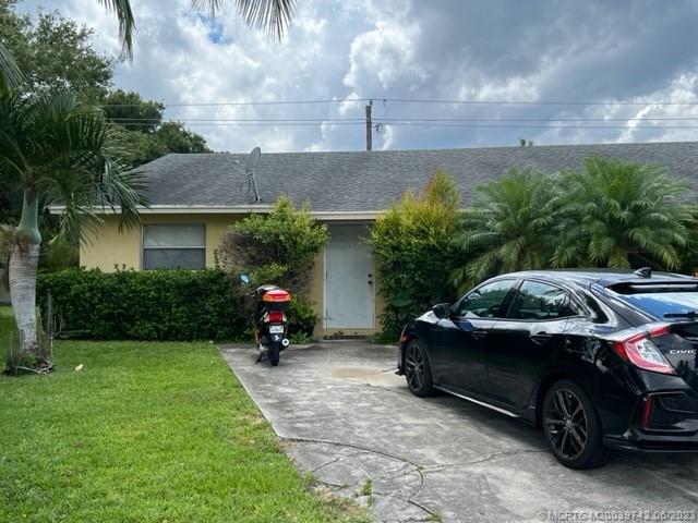 4838 Southeast Salvatori Road Stuart, FL 34997 - Photo 2 of 10 Gallery Image 2