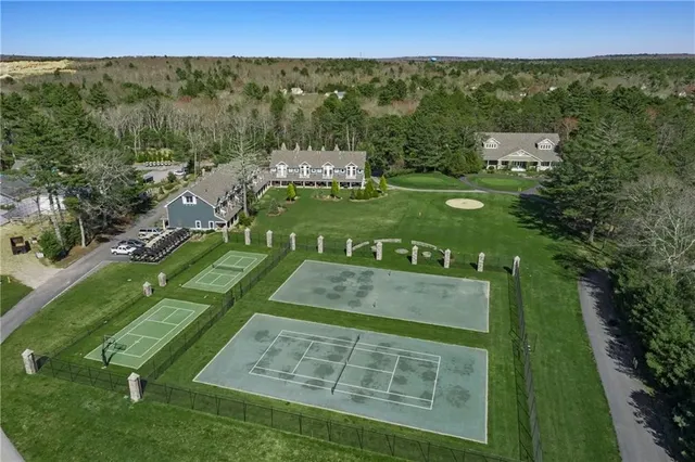 $800,000 | 10 Alexander Circle, Richmond, RI 02898