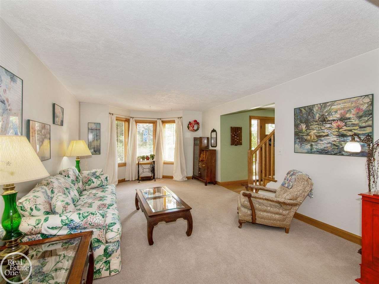 9033 22 Mile Road Utica, MI 48317 - Photo 5 of 16 50045512-4.JPG