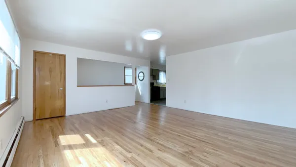 $4,000 | 421 Manila Avenue, Unit 3, Jersey City, NJ 07302