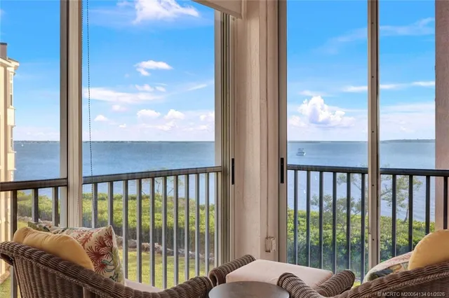 $649,000 | 5700 Northeast Island Cove Way, Unit 4301, Stuart, FL 34996