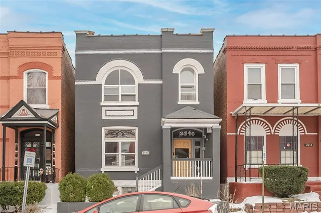 $299,000 | 2646 Nebraska Avenue, St. Louis, MO 63118