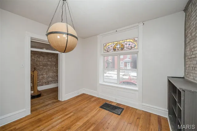 $299,000 | 2646 Nebraska Avenue, St. Louis, MO 63118