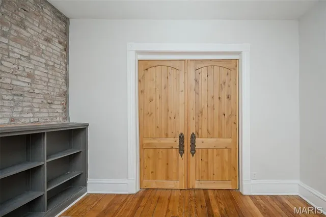 $299,000 | 2646 Nebraska Avenue, St. Louis, MO 63118