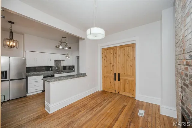 $299,000 | 2646 Nebraska Avenue, St. Louis, MO 63118