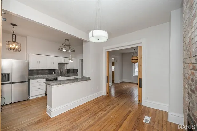 $299,000 | 2646 Nebraska Avenue, St. Louis, MO 63118