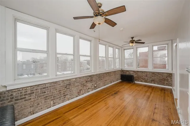 $299,000 | 2646 Nebraska Avenue, St. Louis, MO 63118