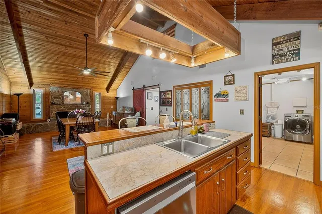 $699,900 | 2635 North Dover Road, Dover, FL 33527