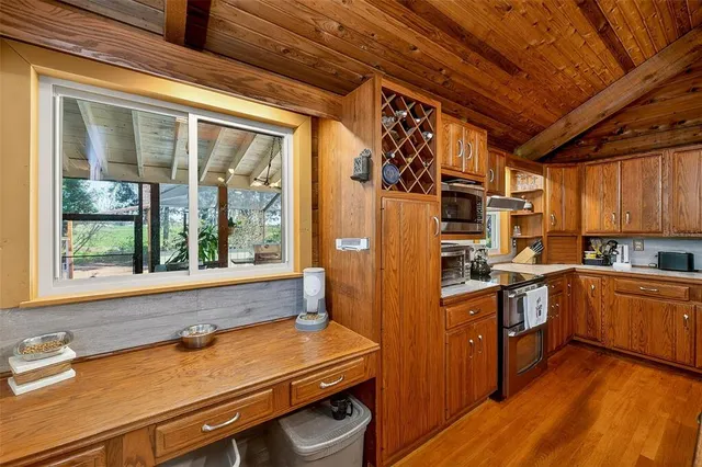 $699,900 | 2635 North Dover Road, Dover, FL 33527