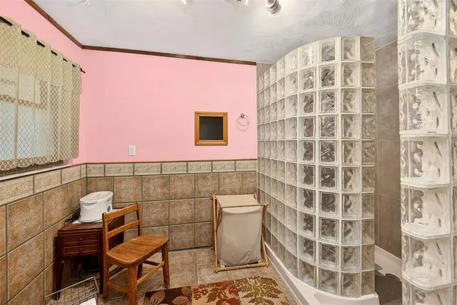 $699,900 | 2635 North Dover Road, Dover, FL 33527