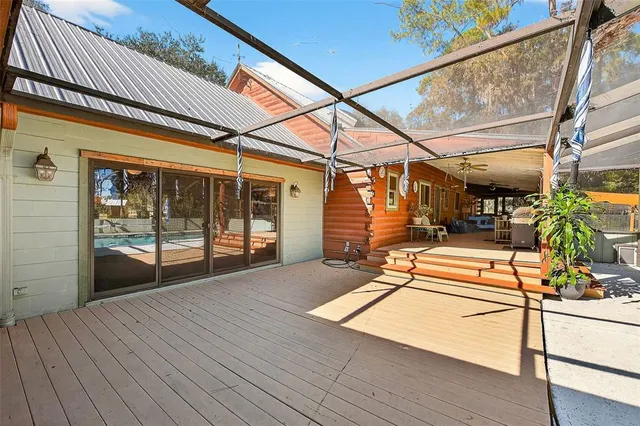 $699,900 | 2635 North Dover Road, Dover, FL 33527