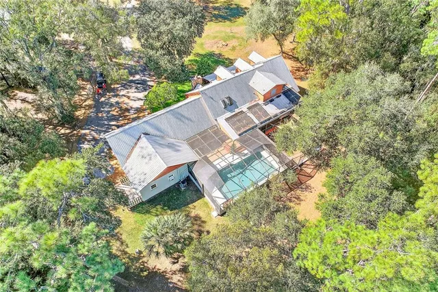 $699,900 | 2635 North Dover Road, Dover, FL 33527