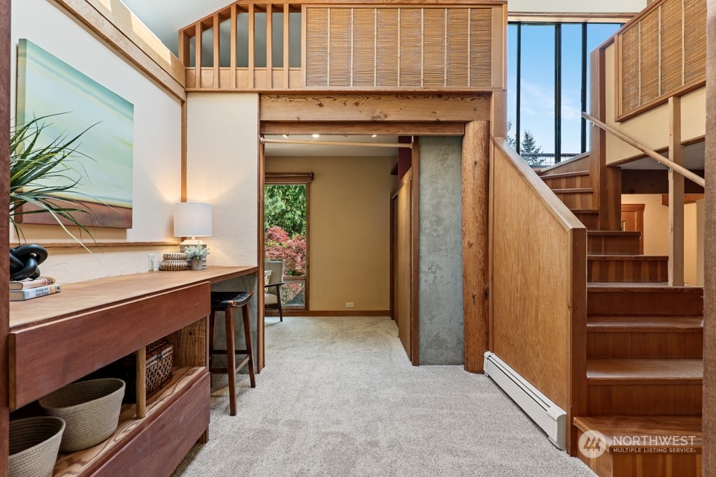 5610 Cape George Road Port Townsend, WA 98368 - Photo 12 of 37 a view of an entryway with a kitchen