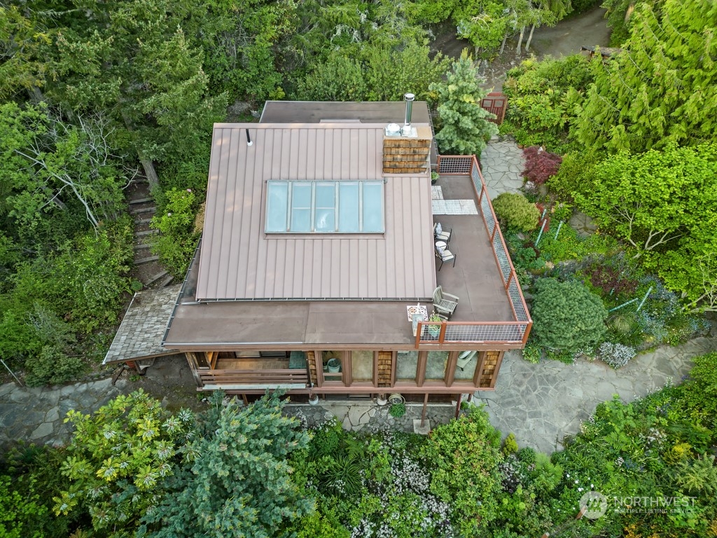 5610 Cape George Road Port Townsend, WA 98368 - Photo 34 of 37 an aerial view of a house having yard and sitting area